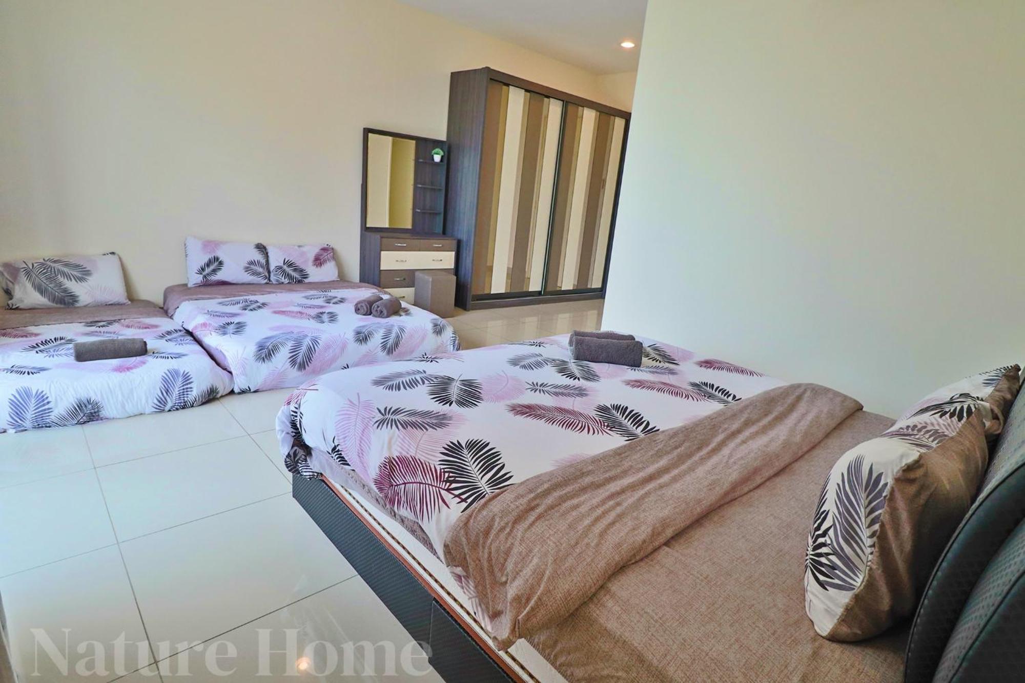 Nature Home 2 - Swiss Garden Resort Residences Beachfront Villa Kuantan Esterno foto