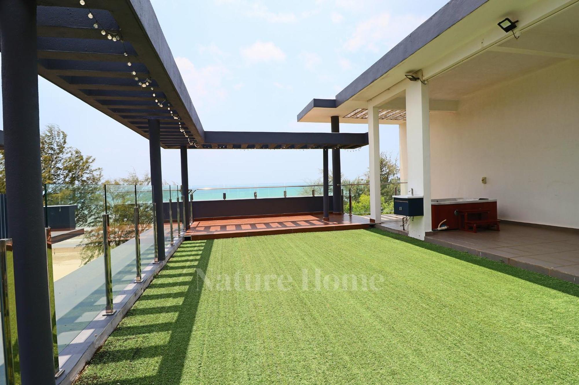 Nature Home 2 - Swiss Garden Resort Residences Beachfront Villa Kuantan Esterno foto