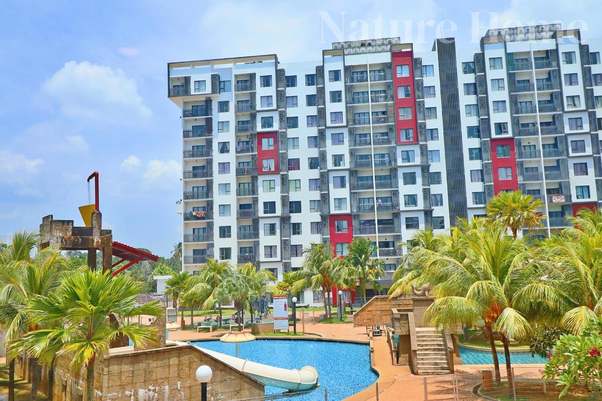 Nature Home 2 - Swiss Garden Resort Residences Beachfront Villa Kuantan Esterno foto