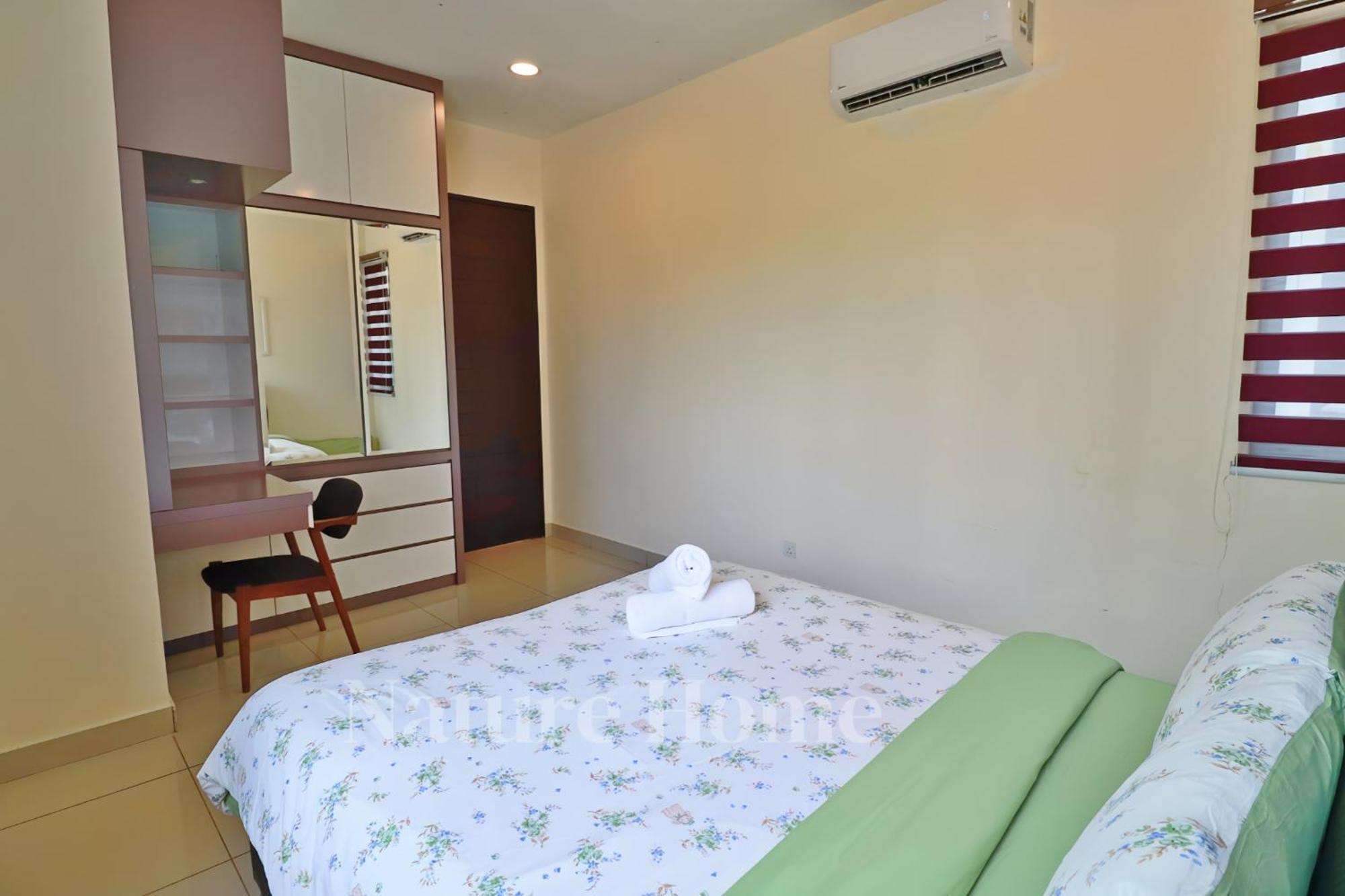 Nature Home 2 - Swiss Garden Resort Residences Beachfront Villa Kuantan Esterno foto