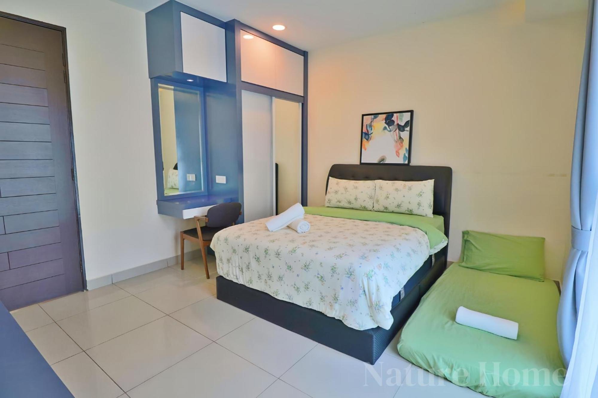 Nature Home 2 - Swiss Garden Resort Residences Beachfront Villa Kuantan Esterno foto