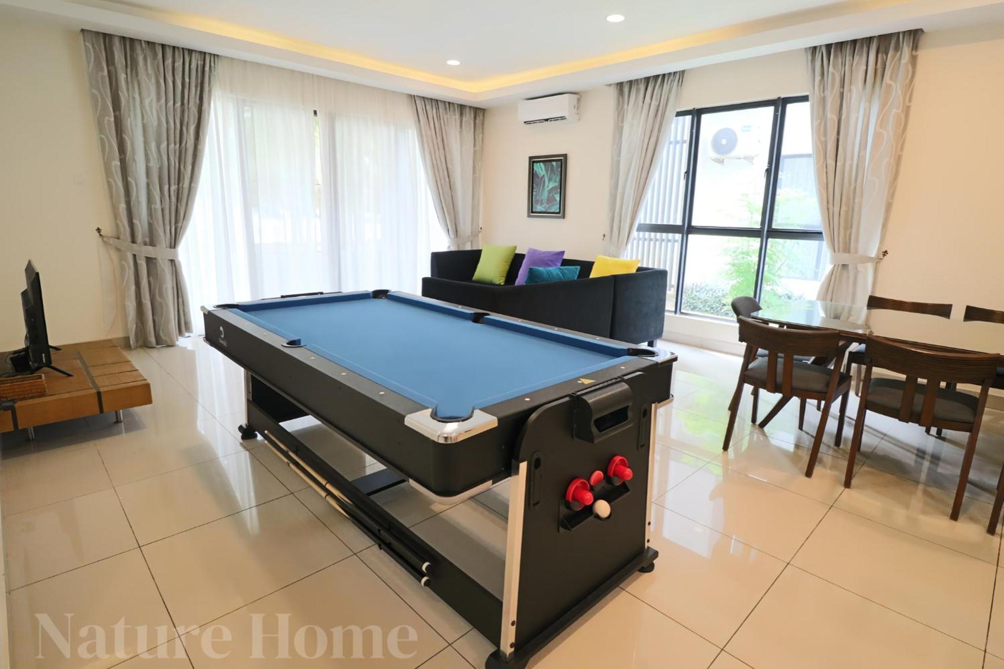 Nature Home 2 - Swiss Garden Resort Residences Beachfront Villa Kuantan Esterno foto