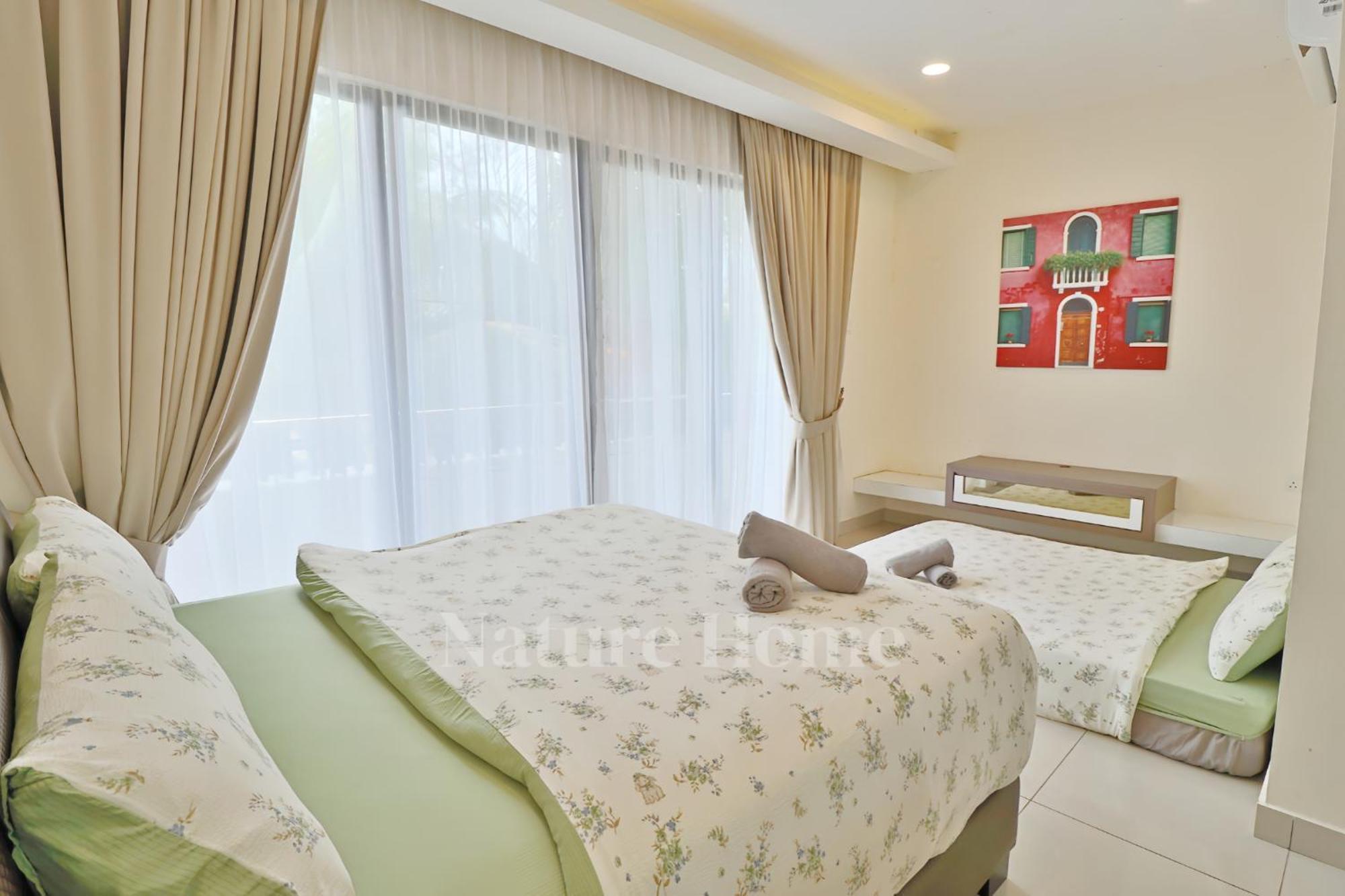 Nature Home 2 - Swiss Garden Resort Residences Beachfront Villa Kuantan Esterno foto